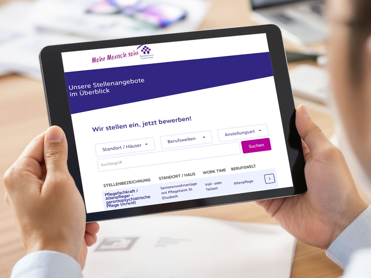 Referenz mobiloptimierte Karriereseite Barmherzige Schwestern auf einem Tablet – Recruiting-Webdesign von twentyfourtalents